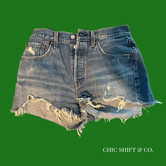 Levi's 501 | Grunge Button Fly Shorts | W28 - Picture 2 of 4